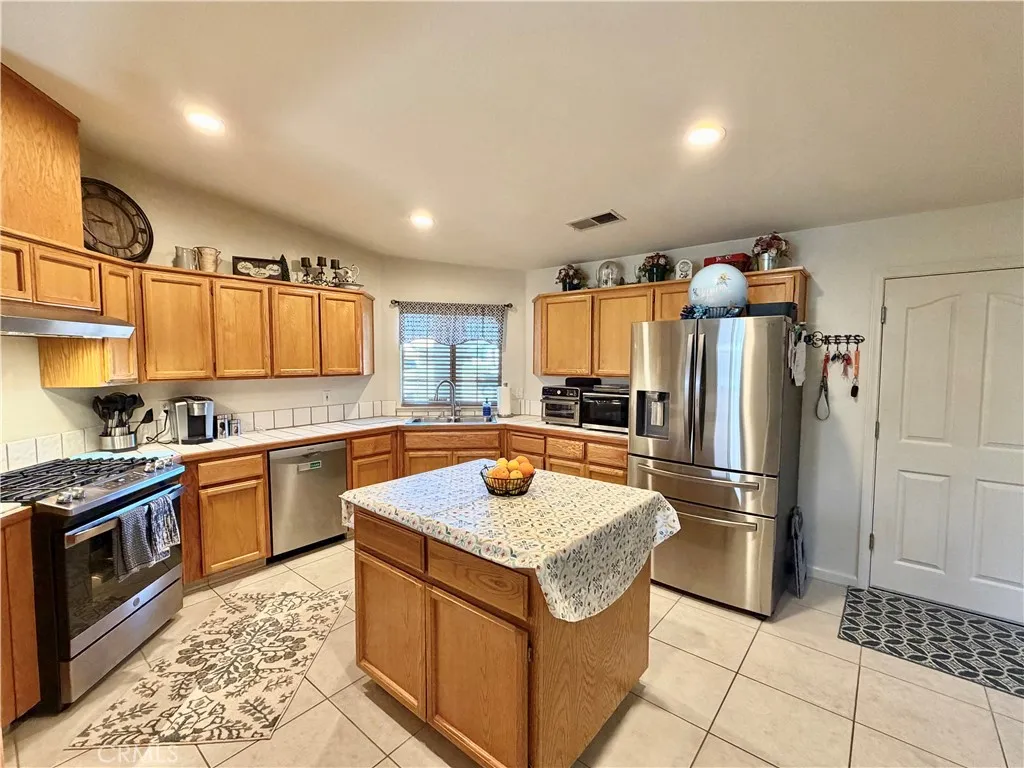 Additional image 79 of 2943 Bea Dr, Merced, CA 95348