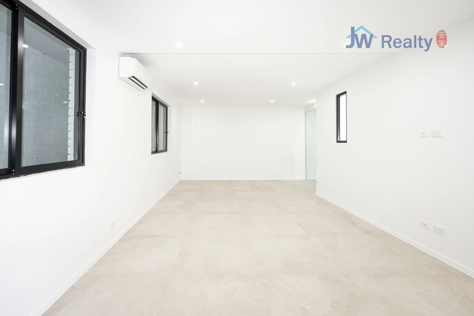 1/365 Stone Creek Road, Kingsgrove NSW 2208