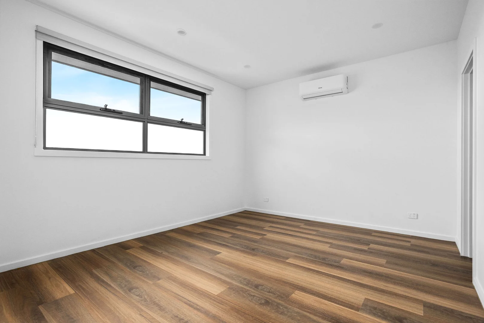 Additional image 4 of 2 & 3/48 Madeleine Road, Clayton VIC 3168