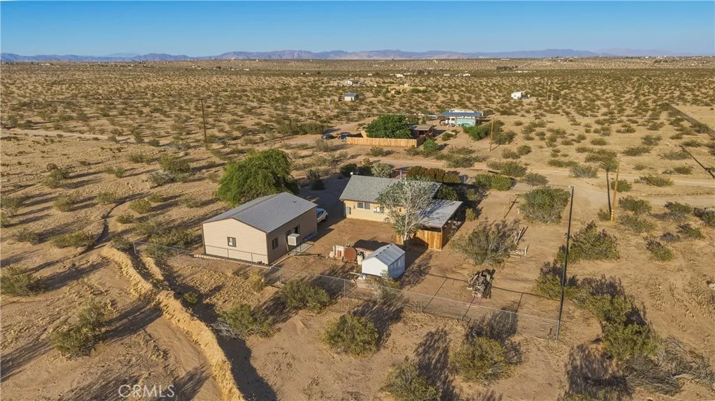 Additional image 25 of 1040 Jackalope Avenue, Joshua Tree, CA 92252