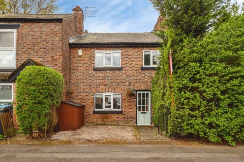Longley Lane, Northenden, Manchester, Greater Manchester M22