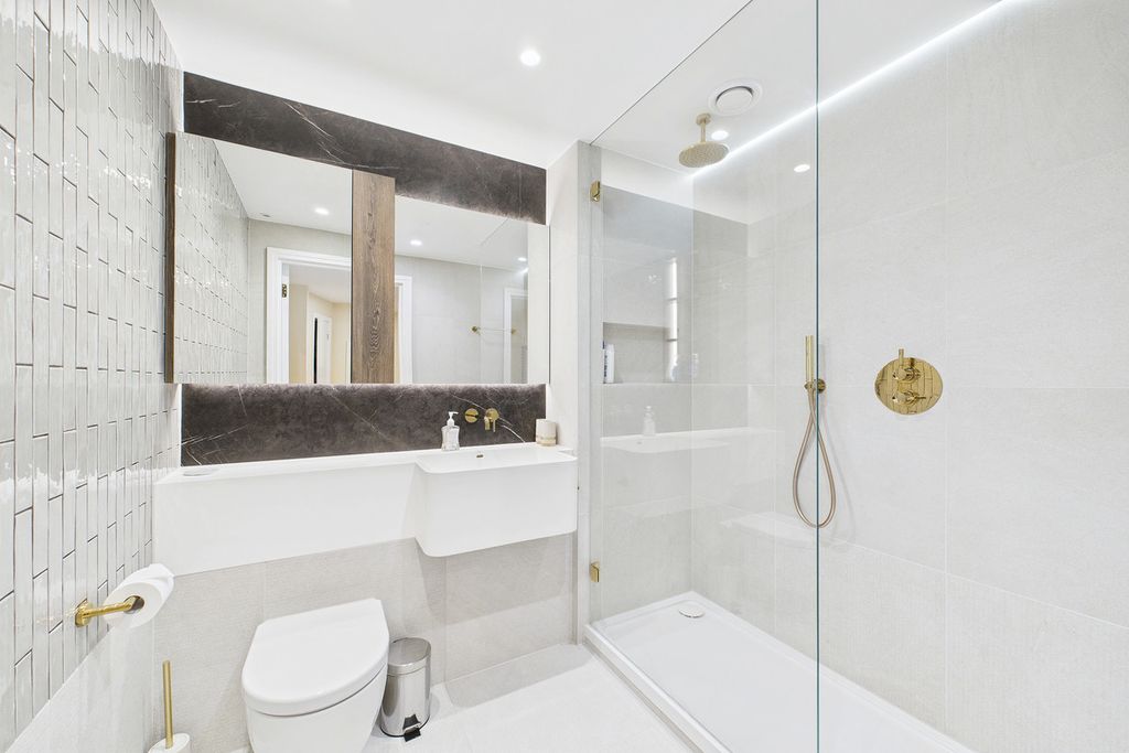 Additional image 34 of 4 bed flat for saleMichael Road, London SW6