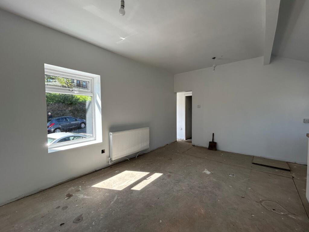 Additional image 3 of Old Road, Great Horton, Bradford, BD7