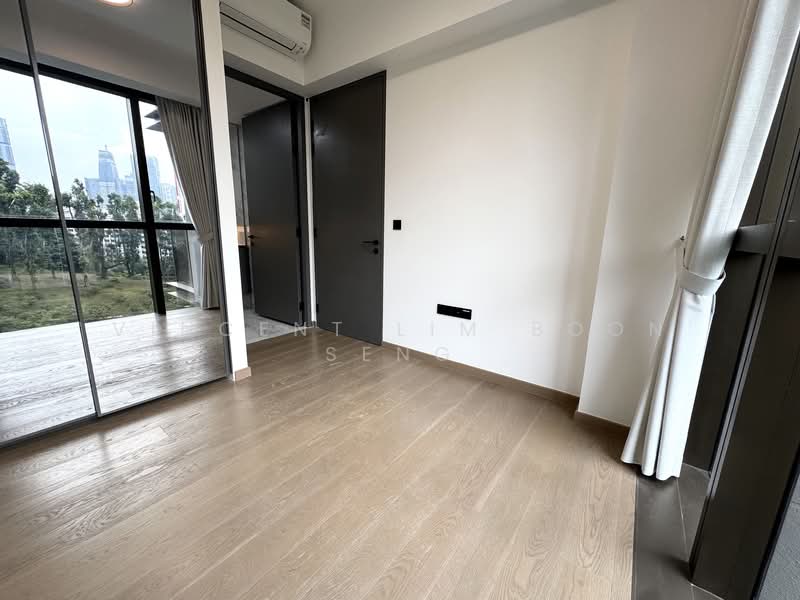 173 Chin Swee Road photo 3