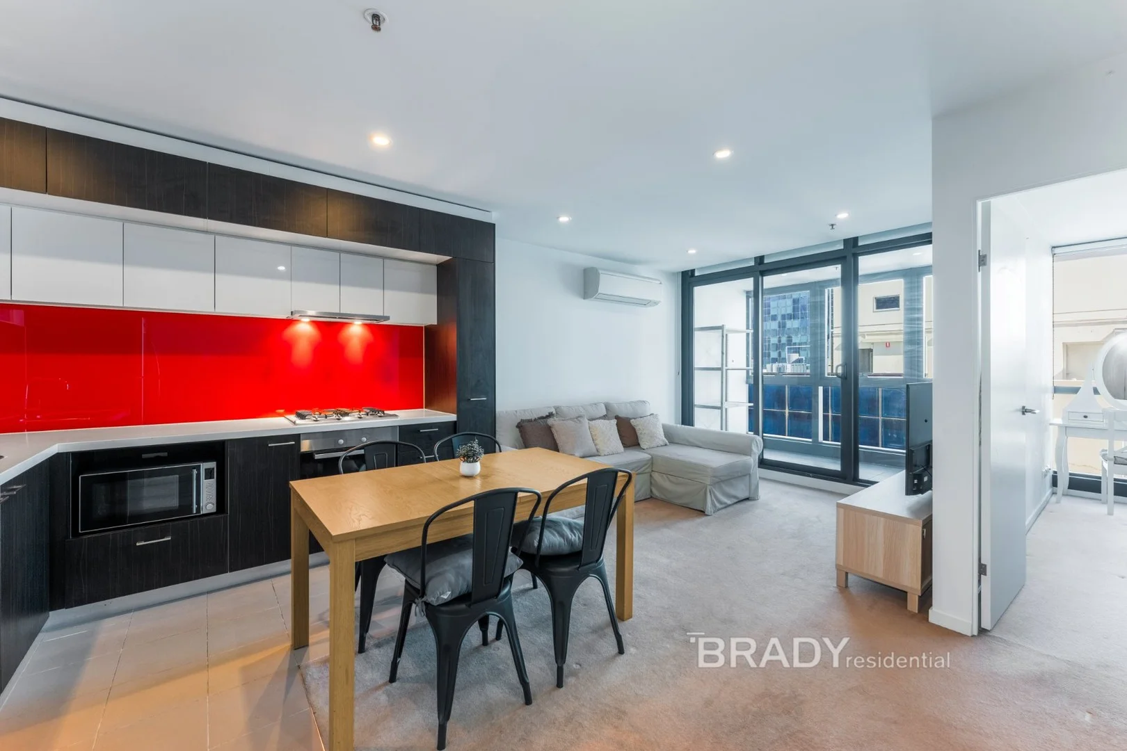3703/8 Sutherland Street, Melbourne VIC 3000