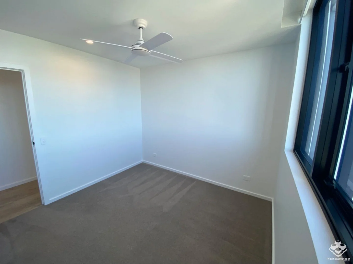 Additional image 8 of ID:21173283/256 Stanhill Drive, Surfers Paradise QLD 4217