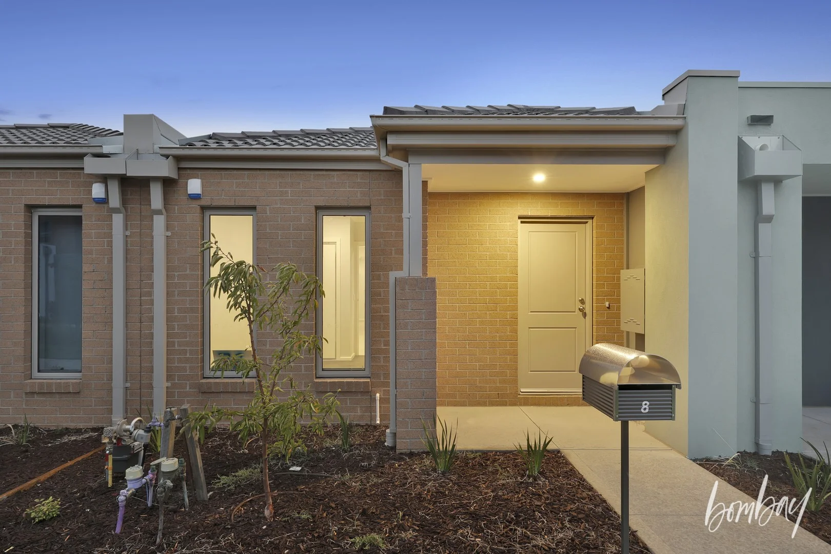 8 Black Angus Walk, Wollert VIC 3750
