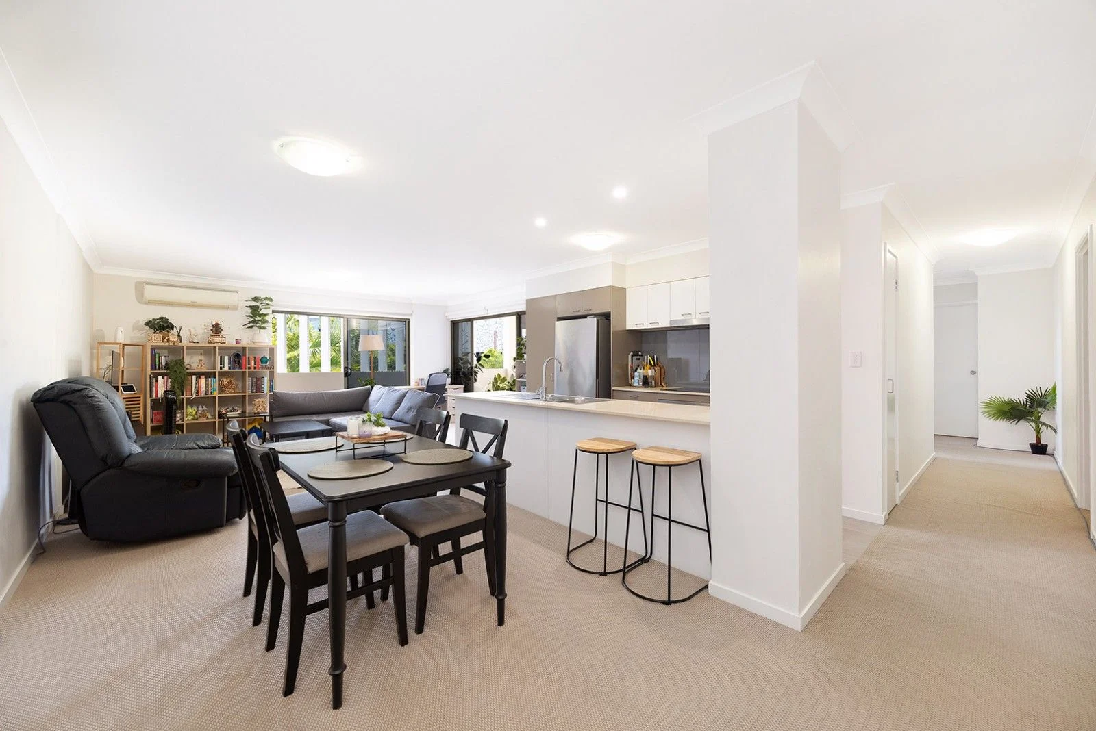 Additional image 2 of 6/2242 Logan Road, Upper Mount Gravatt QLD 4122