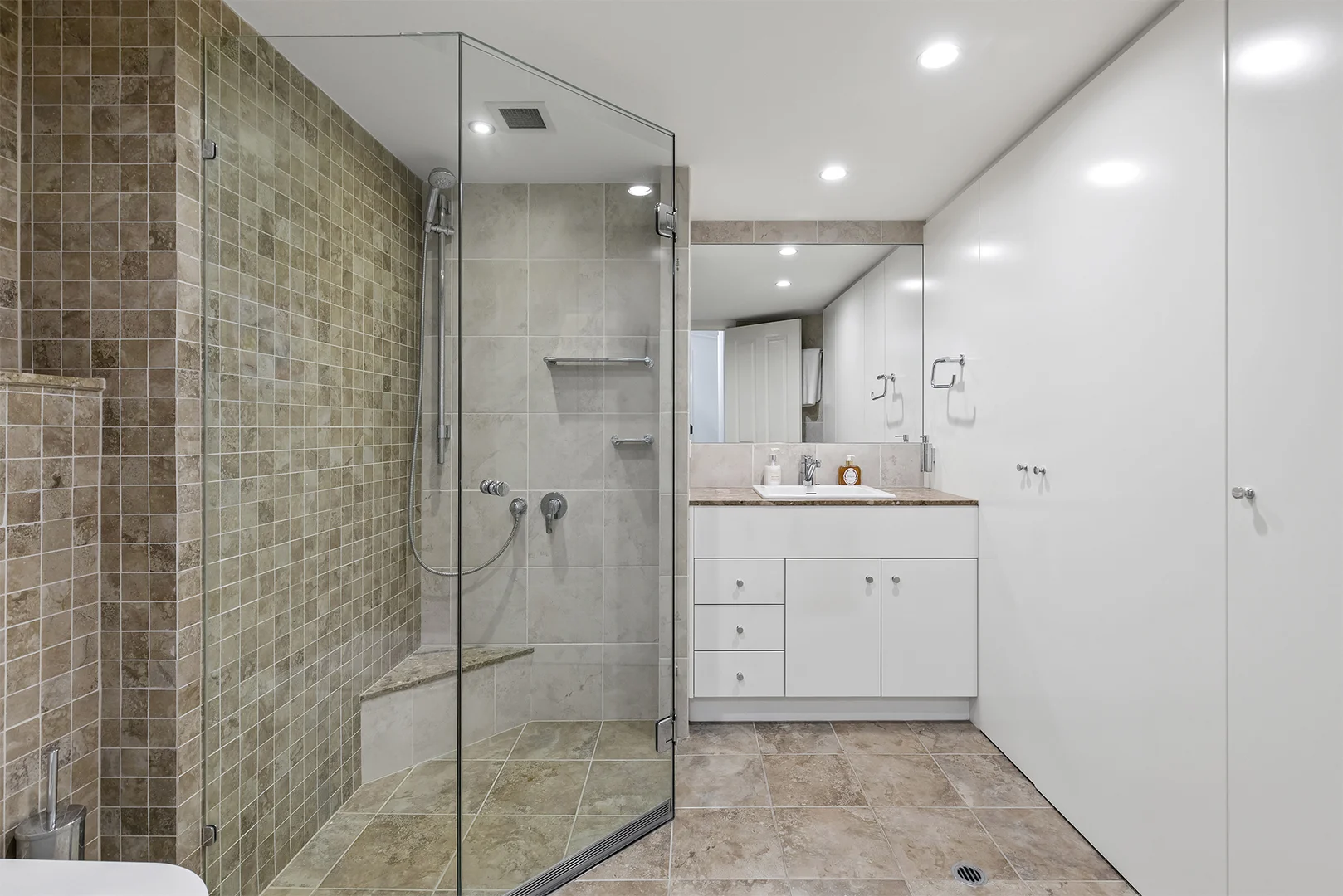 Additional image 17 of 4/16 Macdonald Street, Kangaroo Point QLD 4169