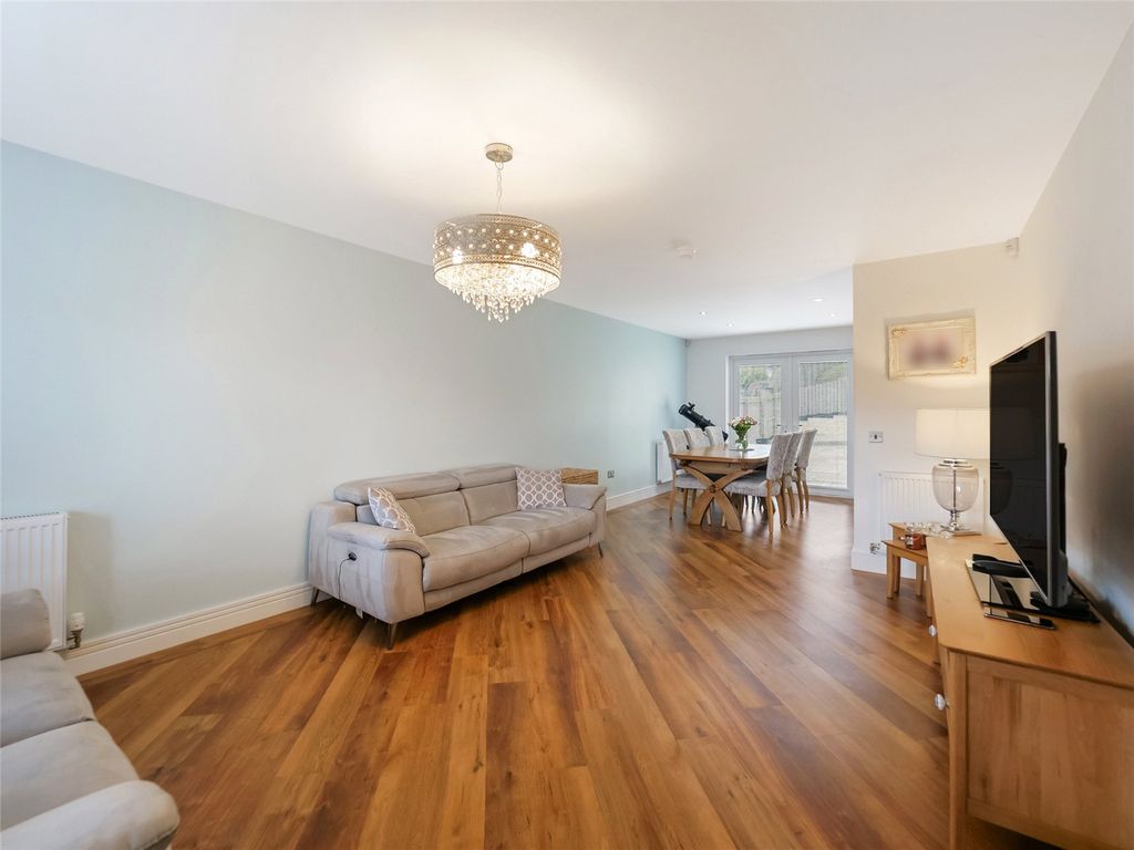 Additional image 3 of 4 bed detached house for saleAuchneagh Gardens, Greenock, Inverclyde PA16