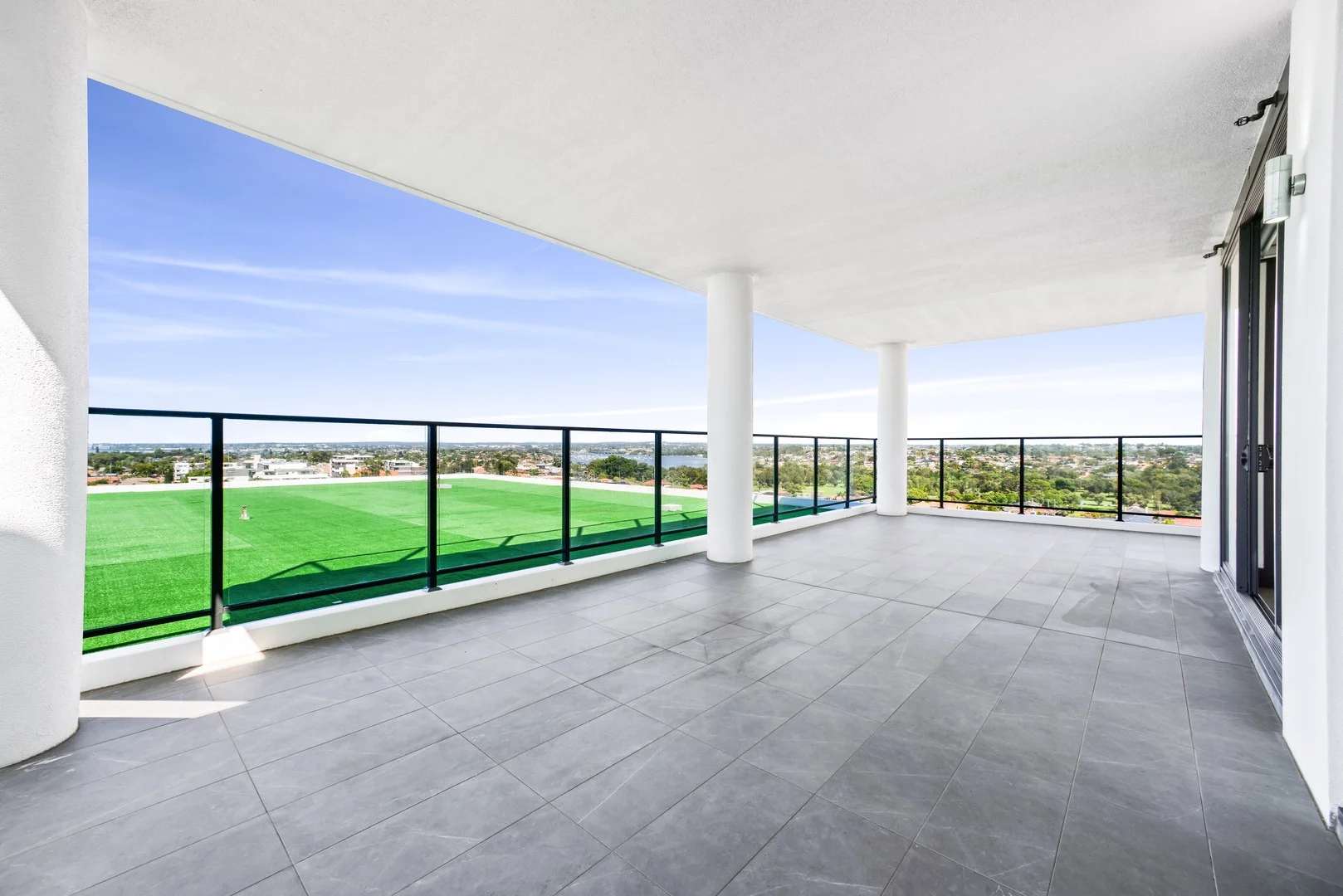 1103/15-17 Garrigarrang Avenue, Kogarah NSW 2217