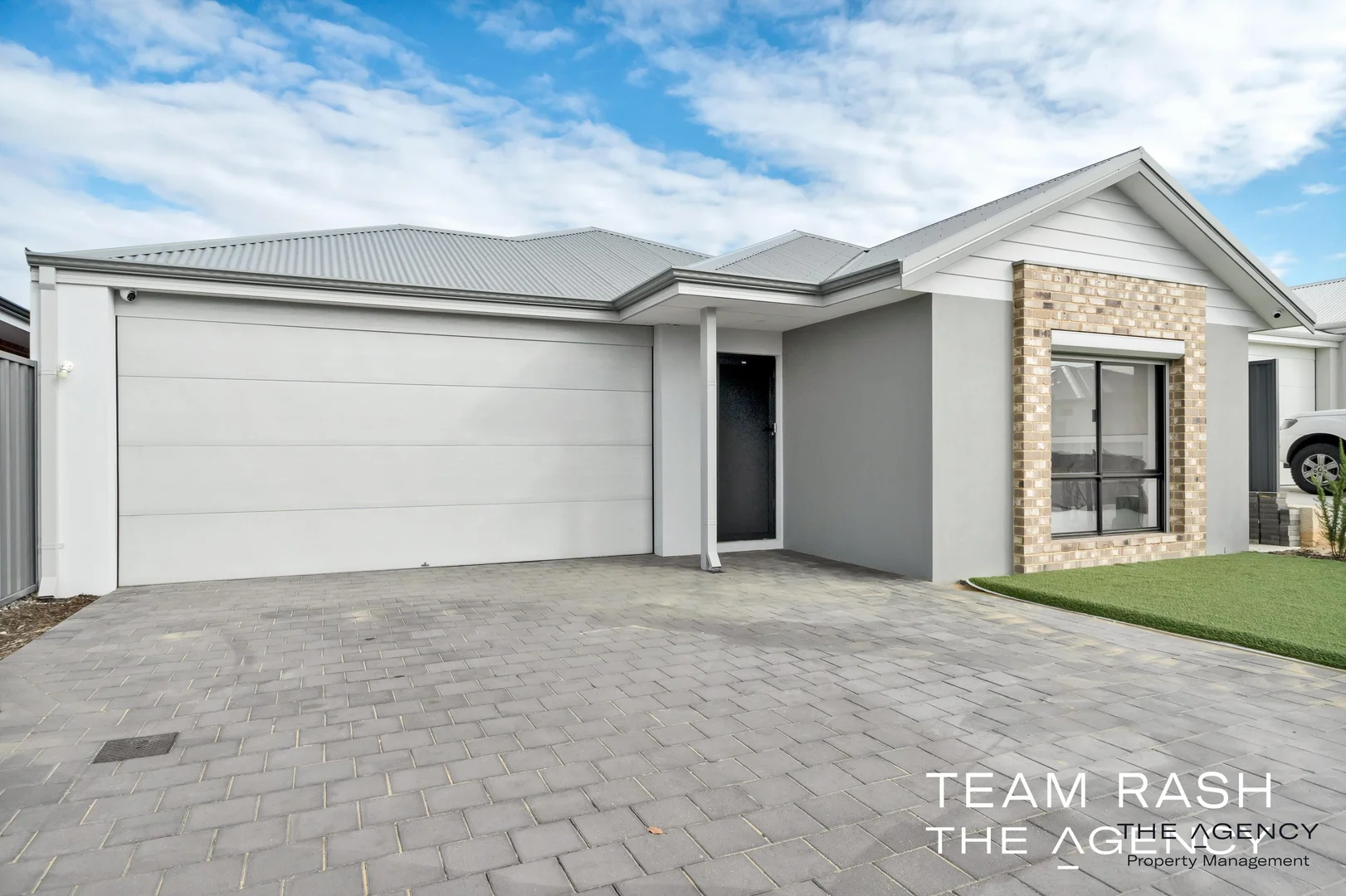 26 Blushing Approach, Treeby WA 6164 photo 2