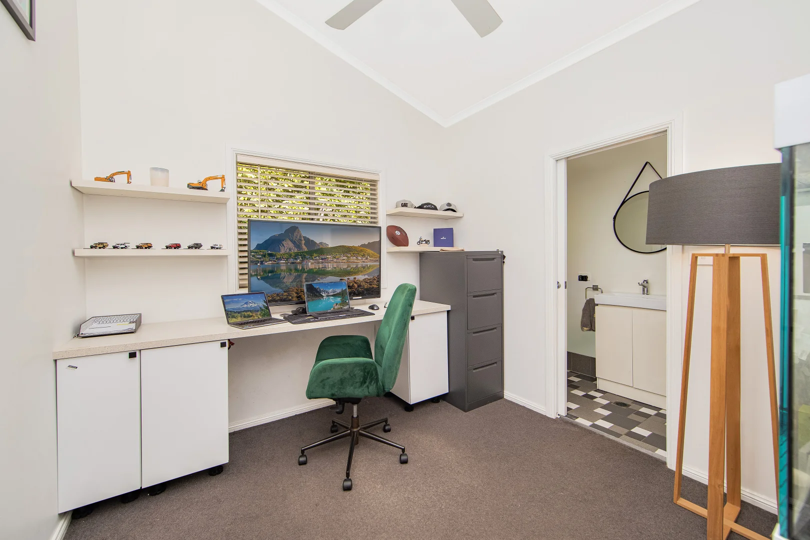 Additional image 14 of 11 Daley Avenue, Daleys Point NSW 2257