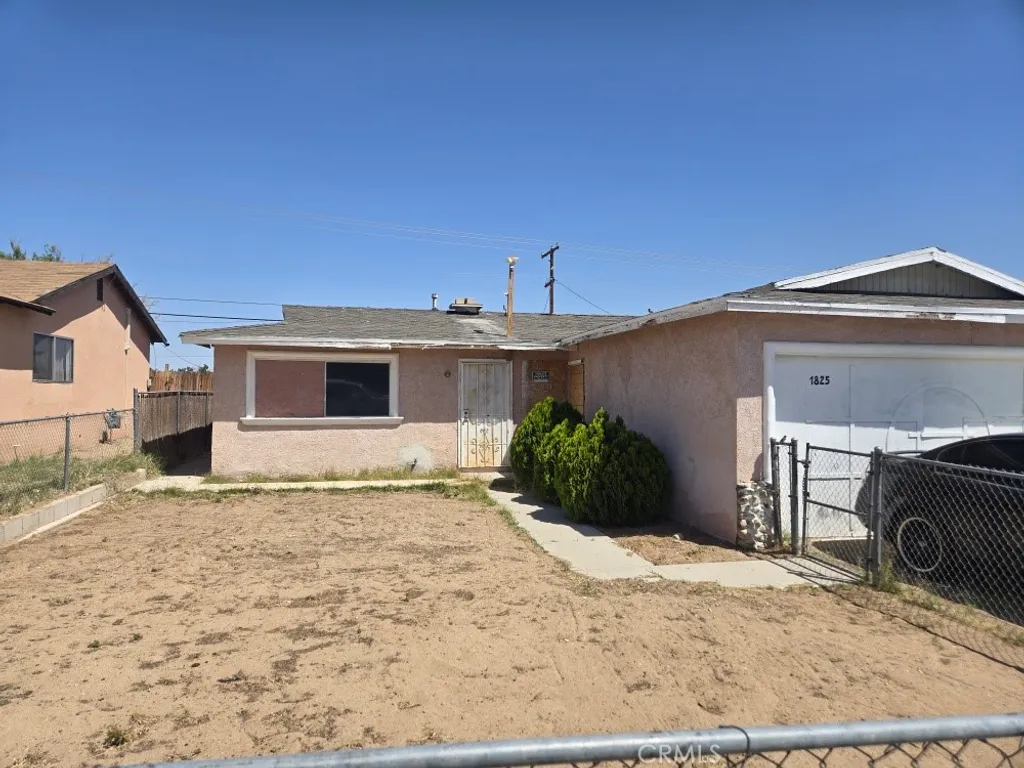 1825 Forane St, Barstow, CA 92311