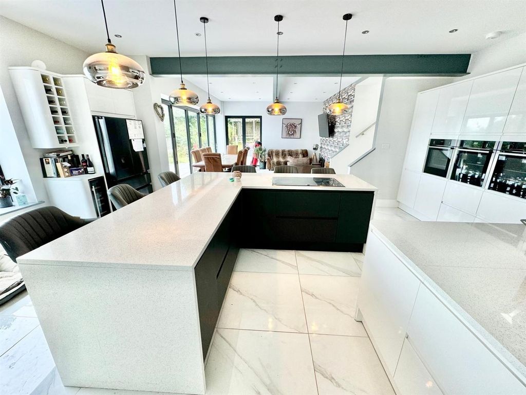 Additional image 11 of 5 bed detached house for saleWoodlands Road, Portishead BS20