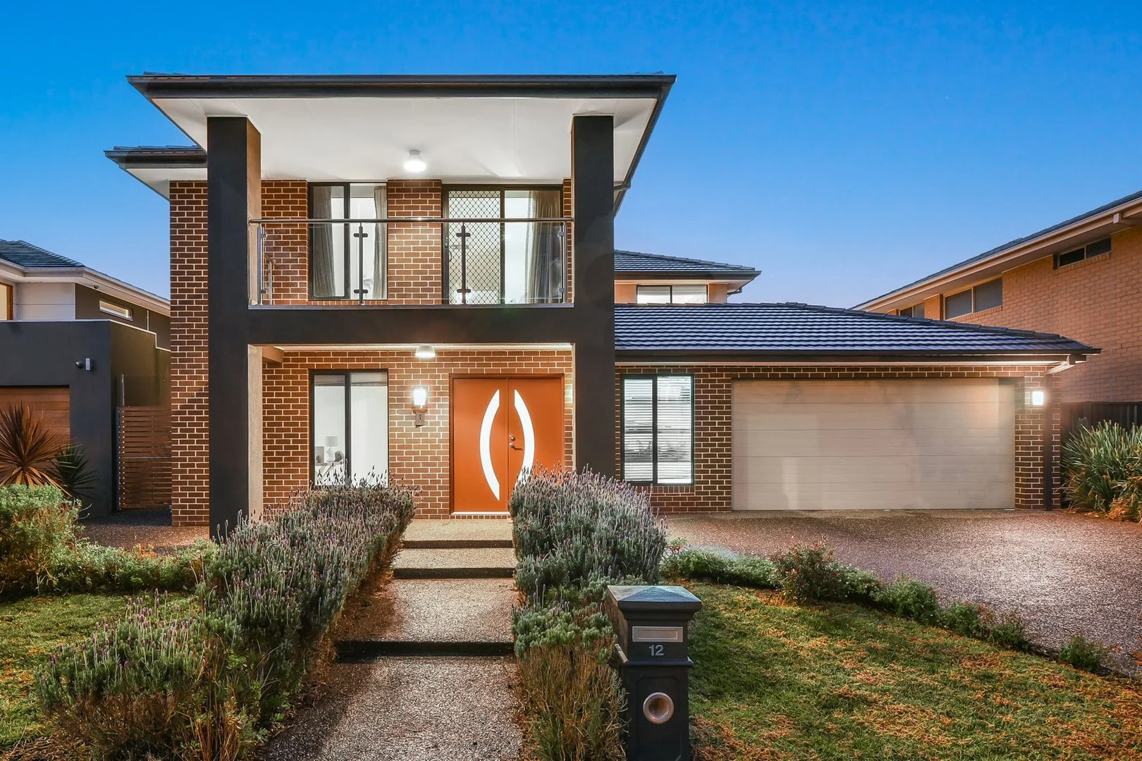 12 Burnham Crescent, Keysborough VIC 3173