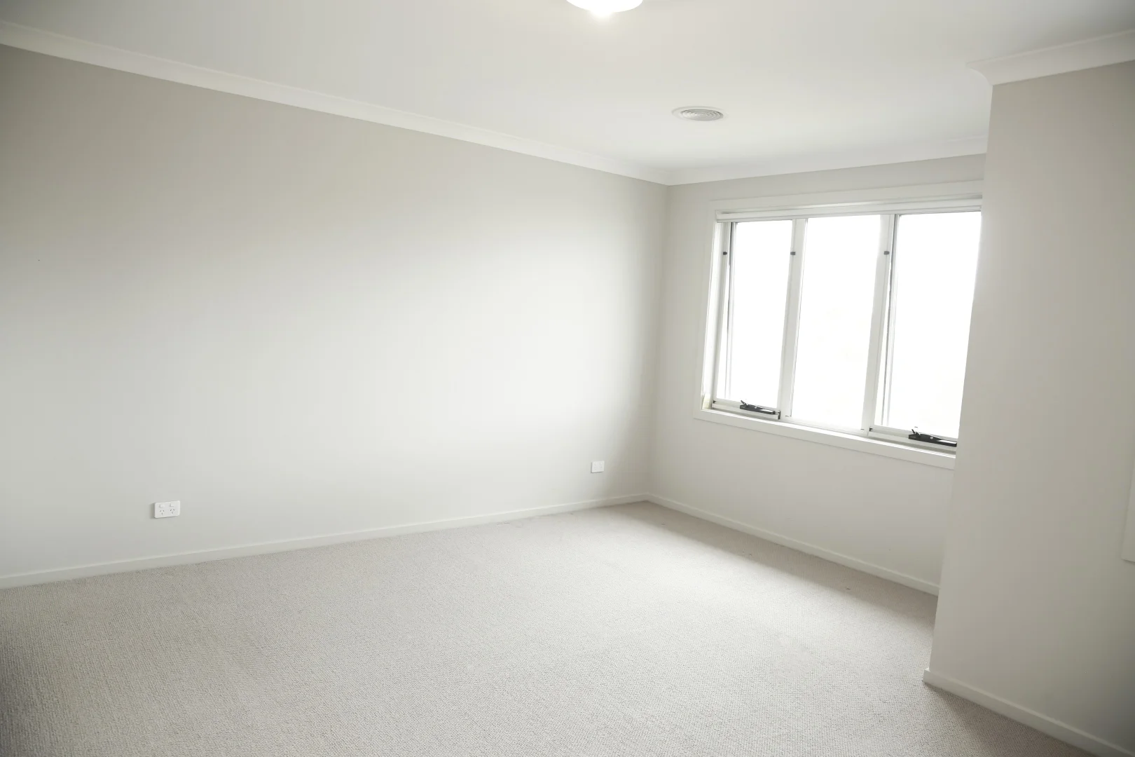 Additional image 10 of 8 Wedge Tail Court, Lara VIC 3212