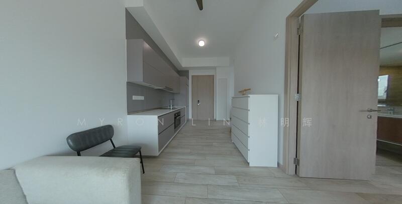 2 Gateway Drive photo 4