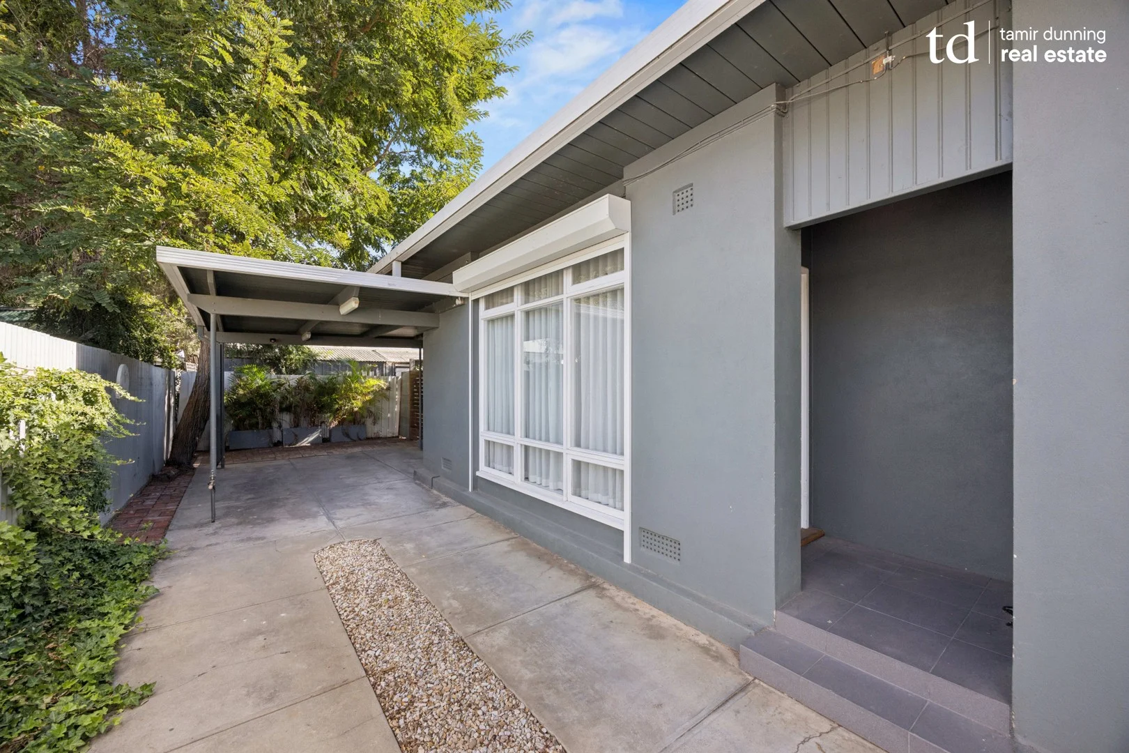 2/803 Torrens Road, Alberton SA 5014