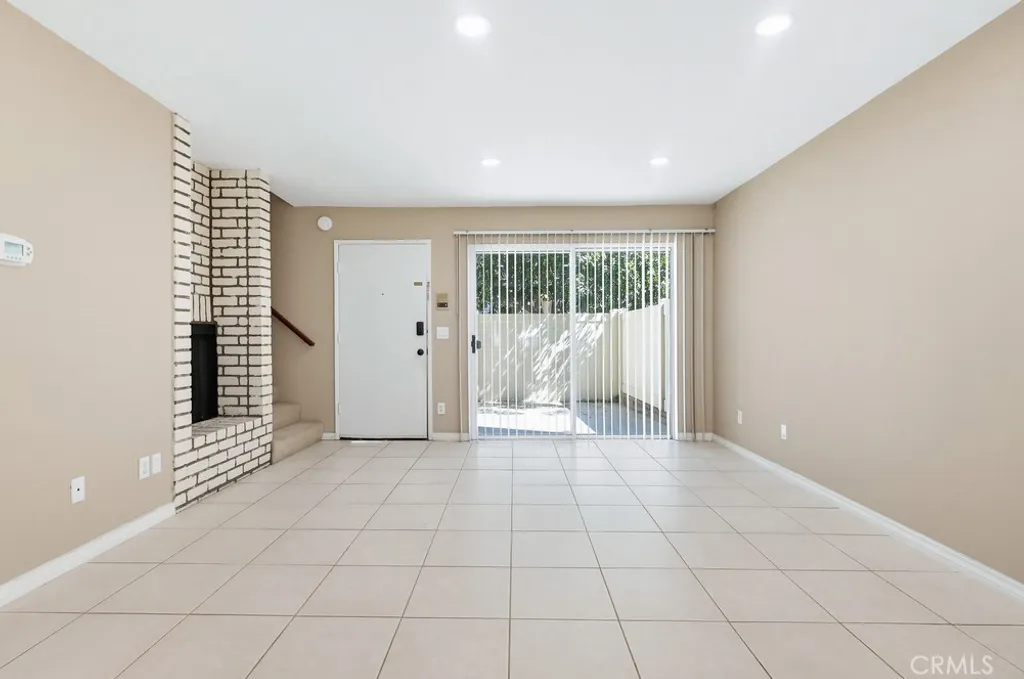 Additional image 21 of 19018 Sherman Way Unit 110, Reseda, CA 91335
