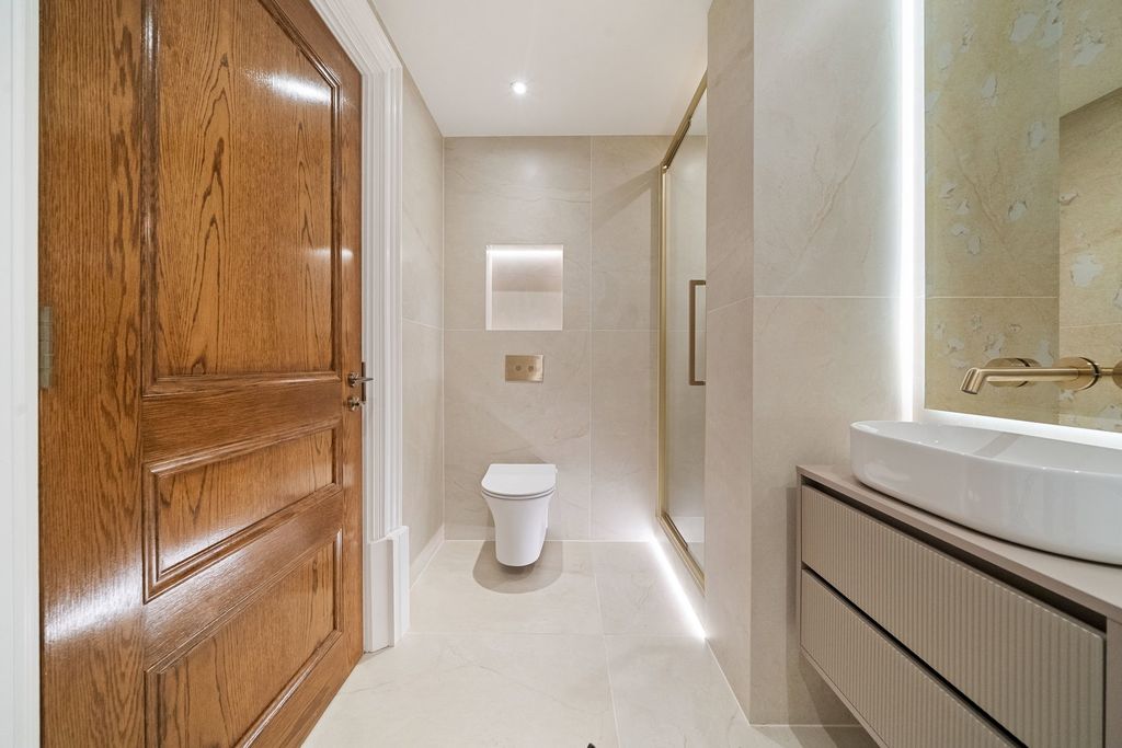 Additional image 16 of 2 bed flat for saleVictoria Road, Formby L37