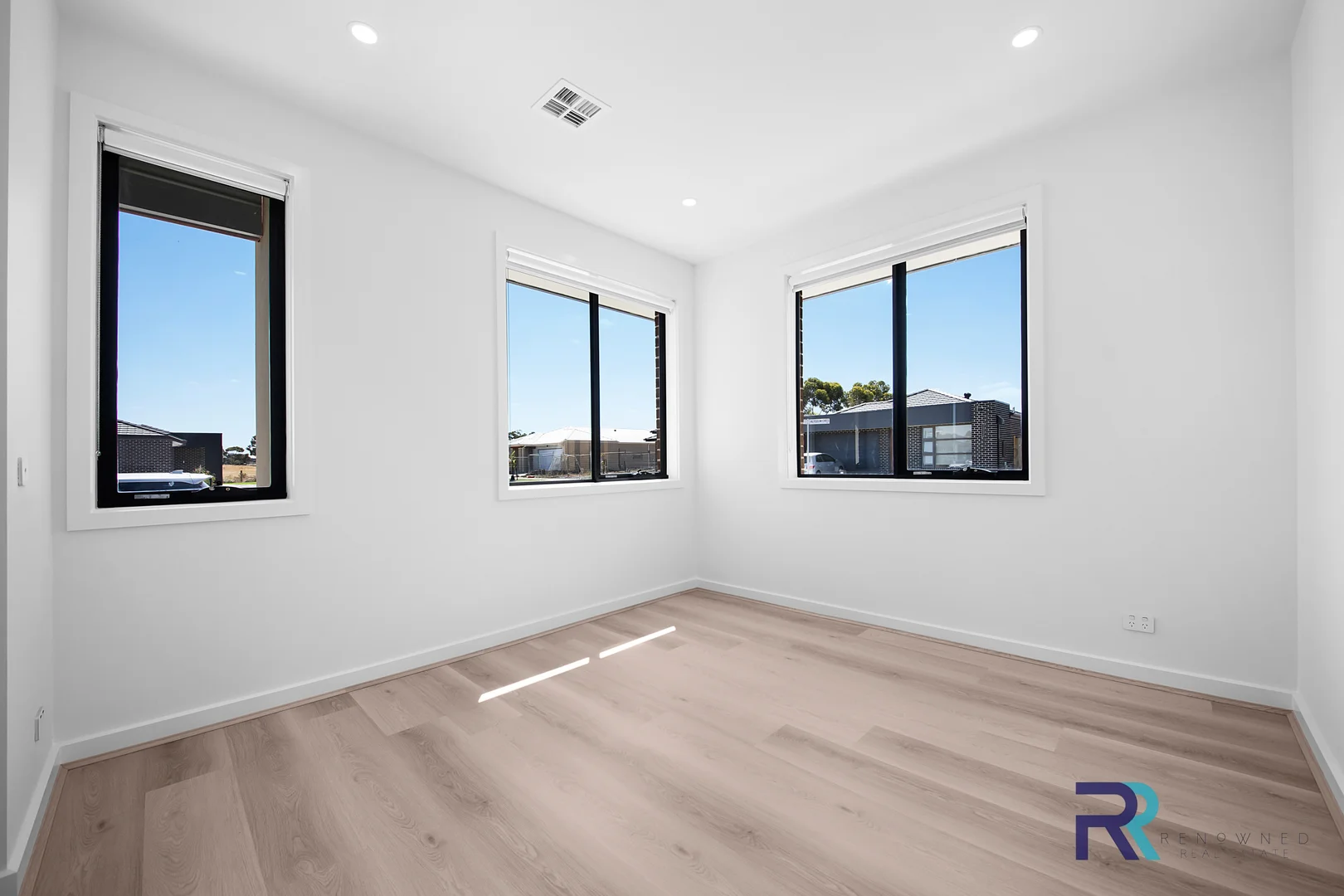 Additional image 6 of 16 Whippet St, Tarneit VIC 3029