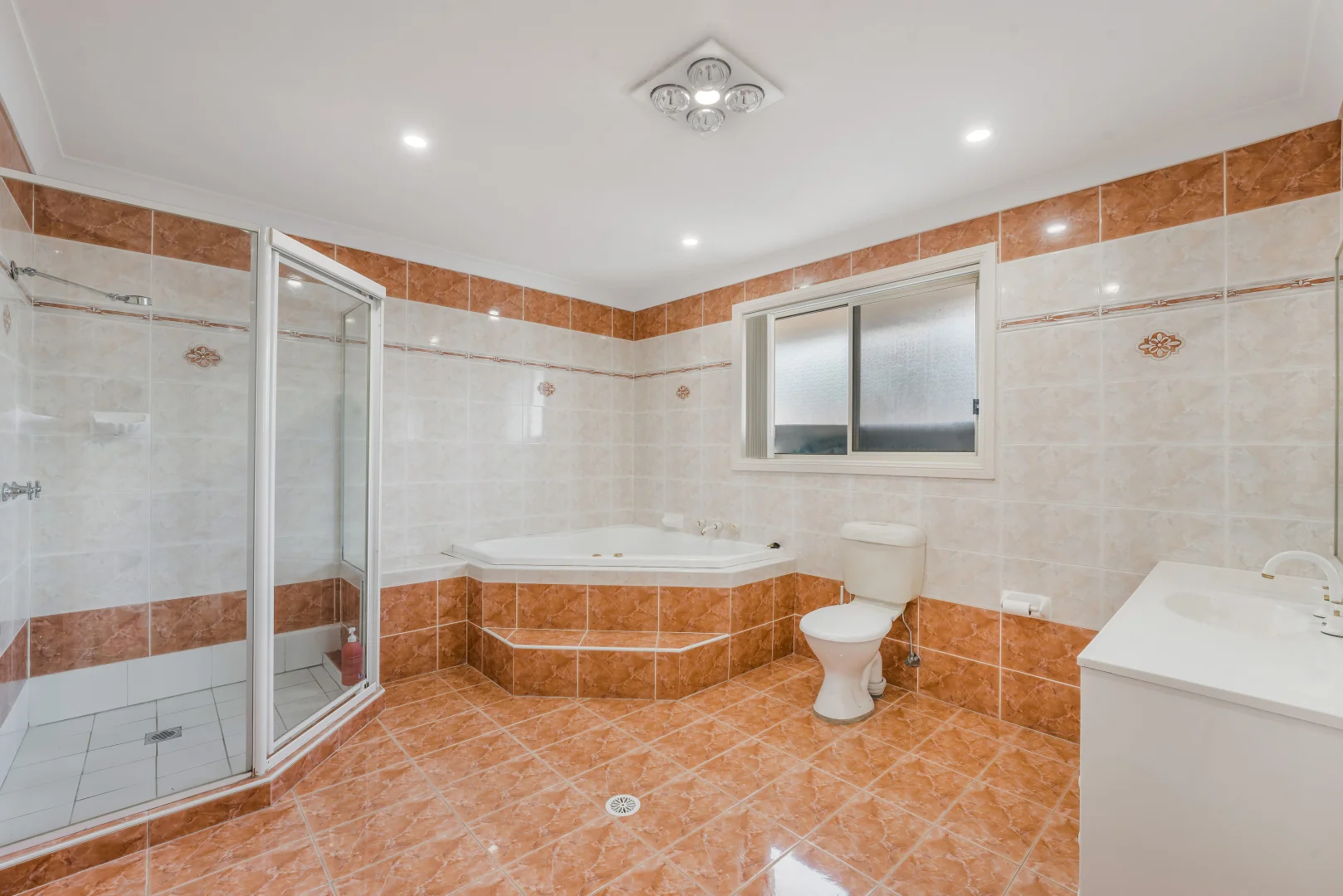 Additional image 20 of 22 St Helens Close, West Hoxton NSW 2171