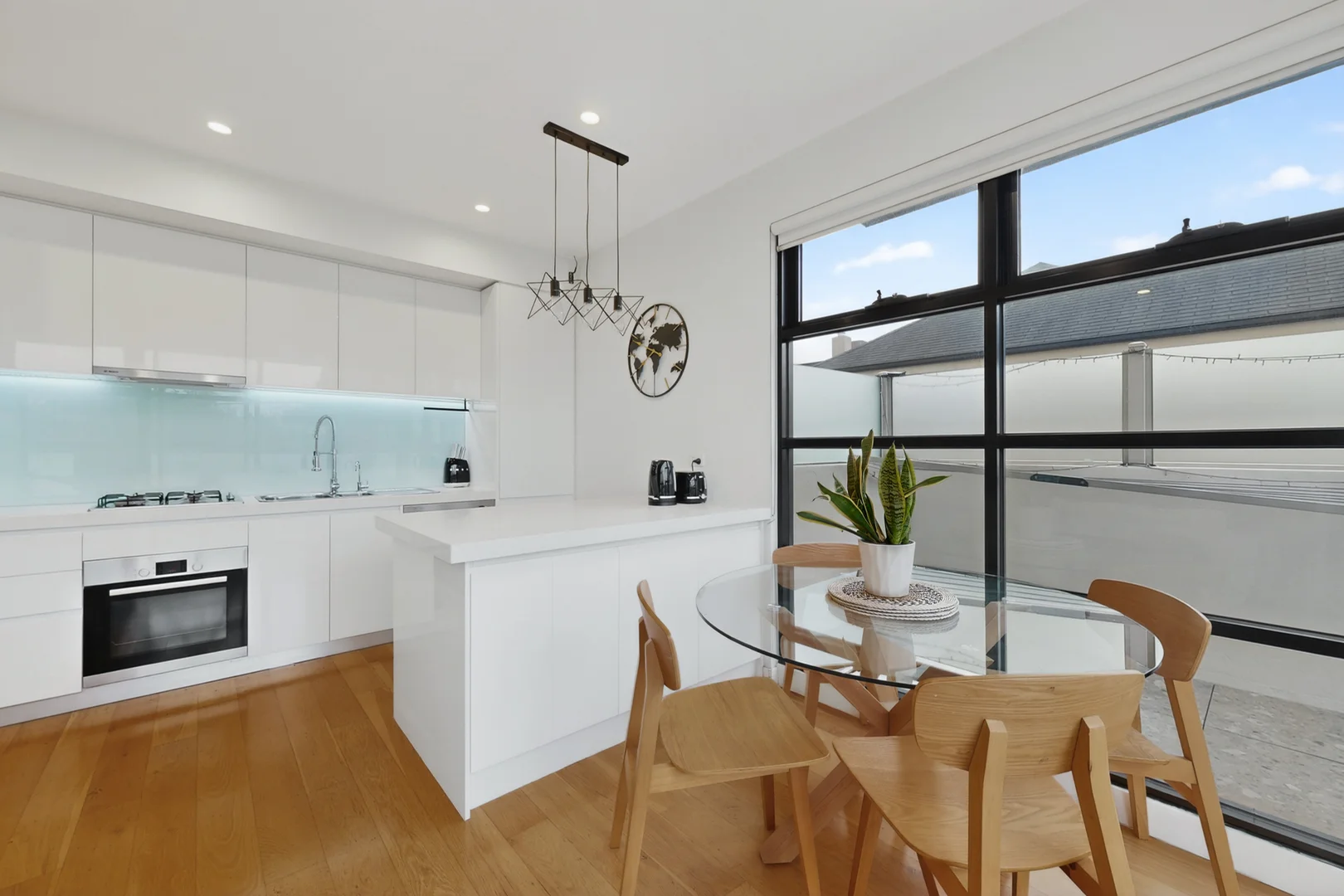 Additional image 3 of 202/20 Hawthorn Road, Caulfield North VIC 3161