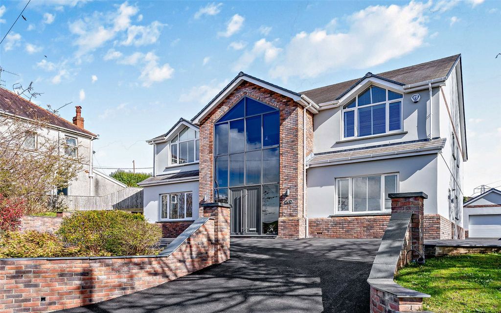 6 bed detached house for saleSwiss Valley, Llanelli, Carmarthenshire SA14