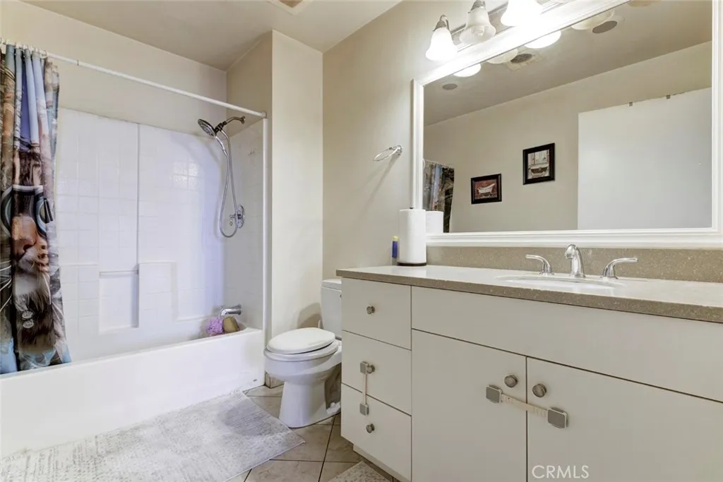 Additional image 12 of 13941 Sherman Way Boulevard Unit 401, Van Nuys, CA 91405