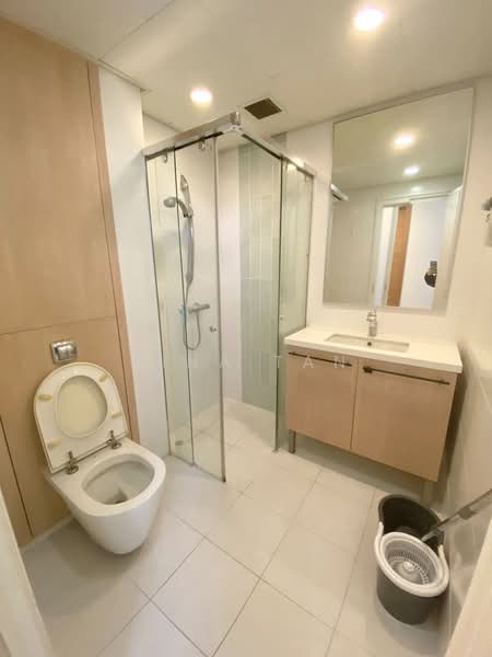 6 Marina Boulevard photo 5