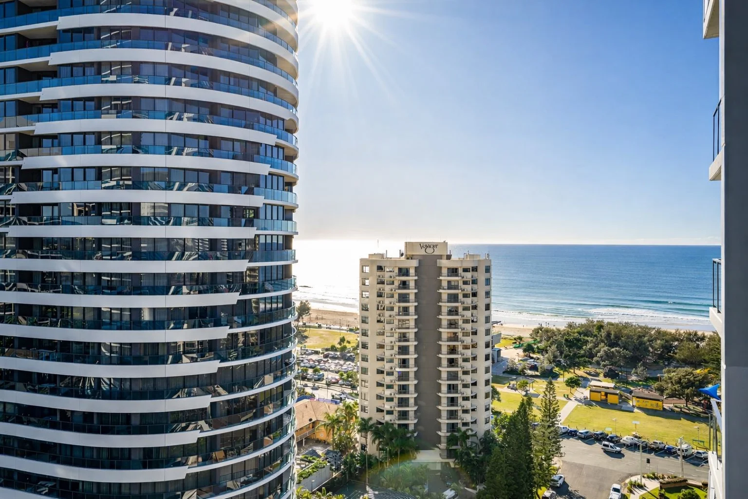 44/14 Elizabeth Avenue, Broadbeach QLD 4218