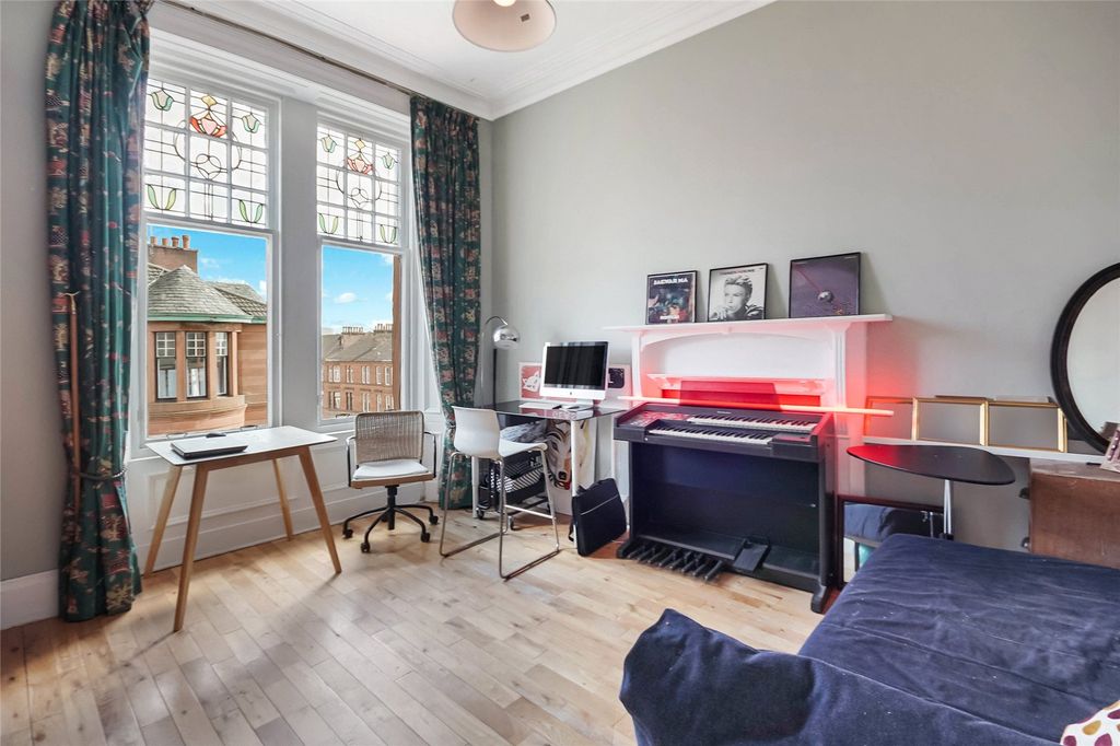 Additional image 16 of 4 bed flat for saleHighburgh Road, Dowanhill, Glasgow G12