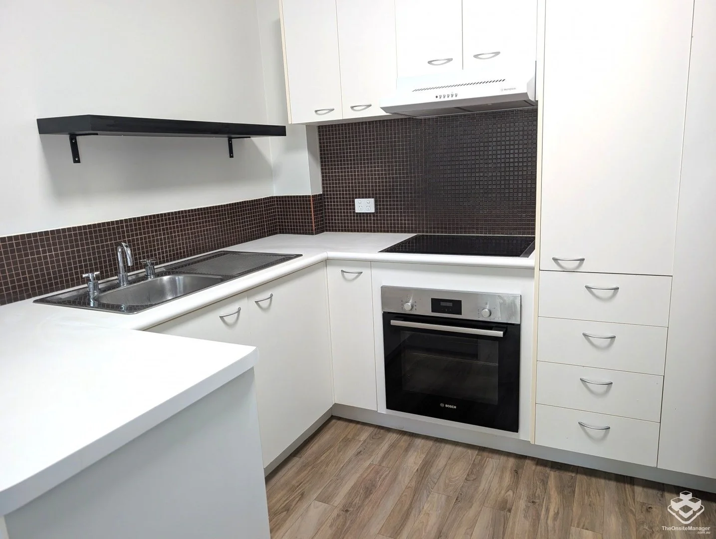 Additional image 3 of ID:21173270/35 Palm Avenue, Surfers Paradise QLD 4217