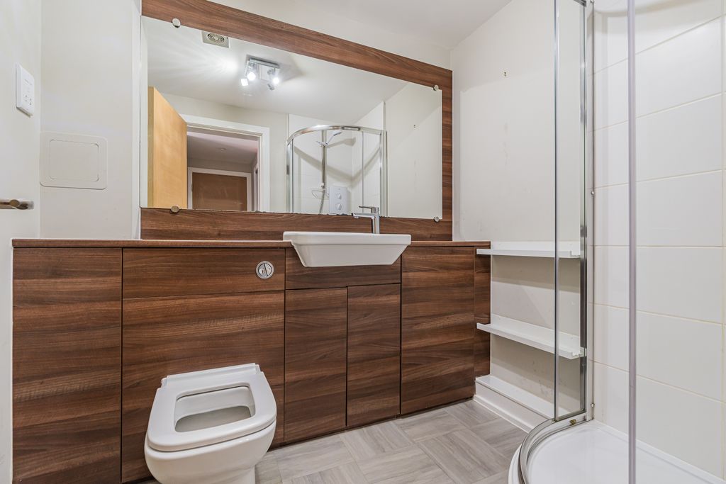 Additional image 5 of 2 bed flat for sale125 Eagles View, Livingston EH54