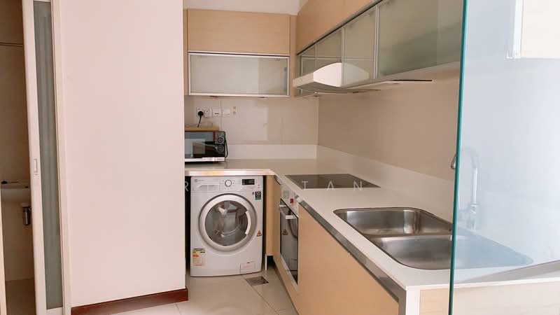 6 Marina Boulevard photo 4