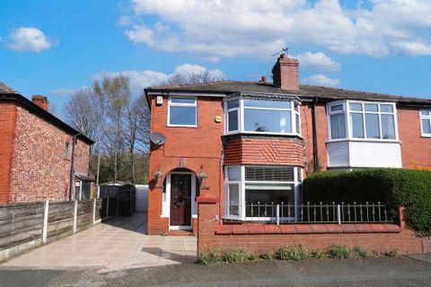 St. Anns Road, Prestwich M25