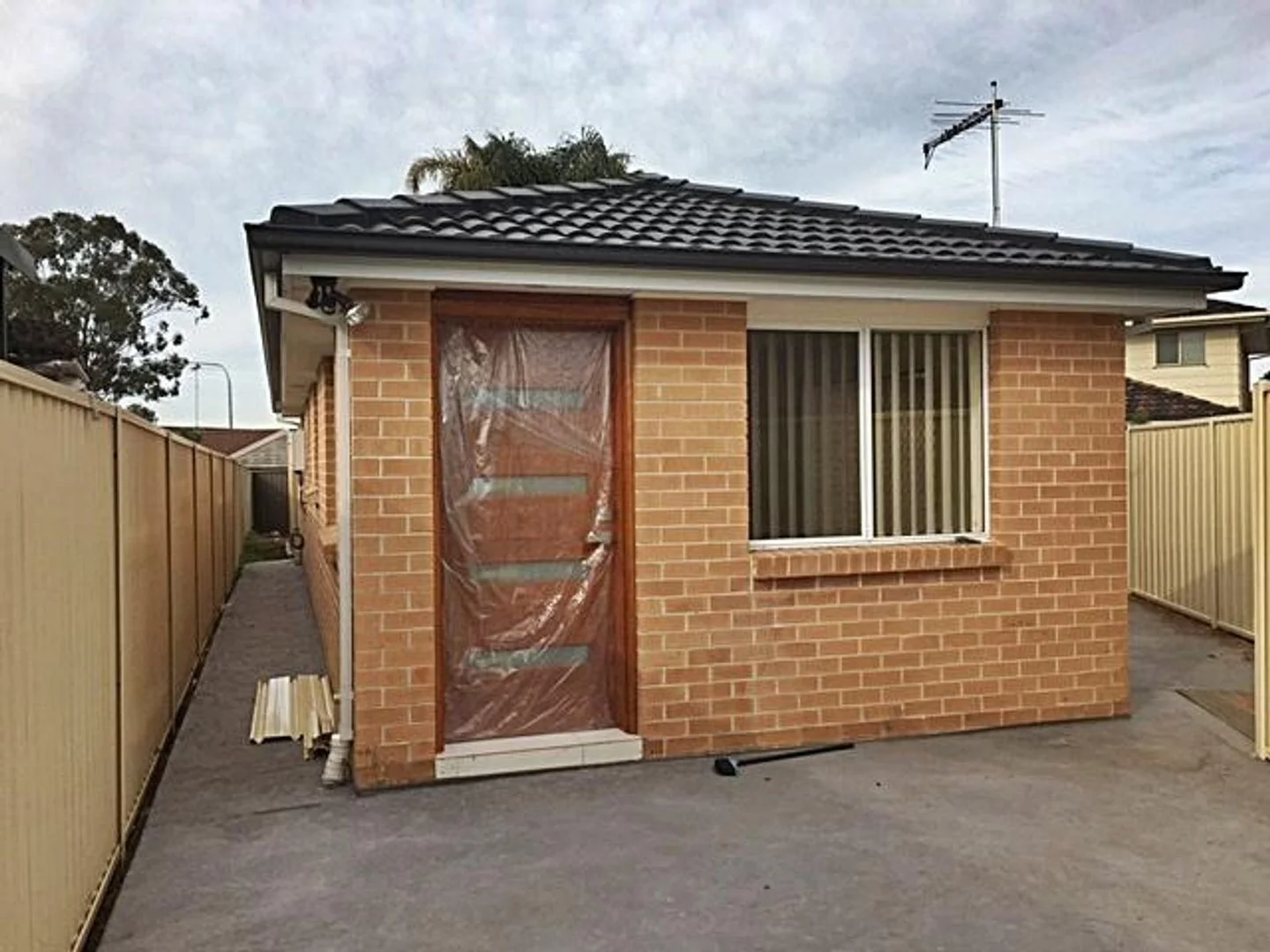 Greenfield Park NSW 2176