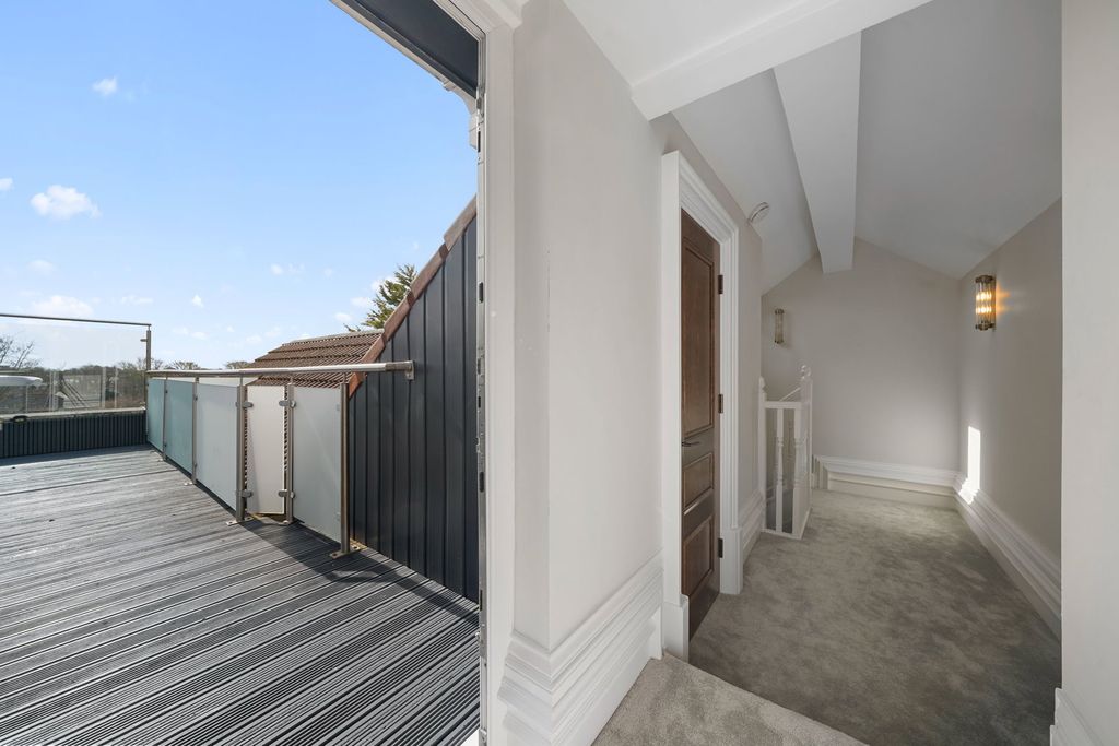 Additional image 25 of 2 bed flat for saleVictoria Road, Formby L37