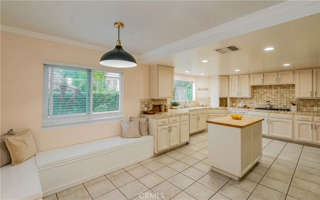 Additional image 14 of 20221 Baltar St, Winnetka, CA 91306