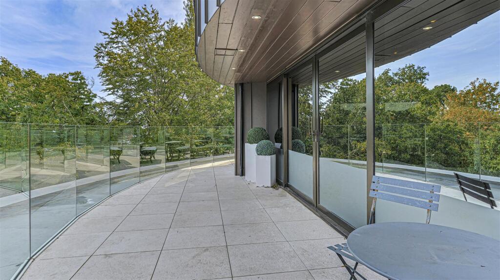 Additional image 11 of Penthouse, The Avenue Branksome Park
