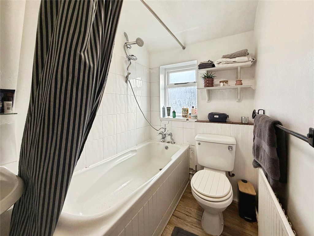 Additional image 15 of 2 bed terraced house for saleHolyport Street, Holyport, Maidenhead, Berkshire SL6