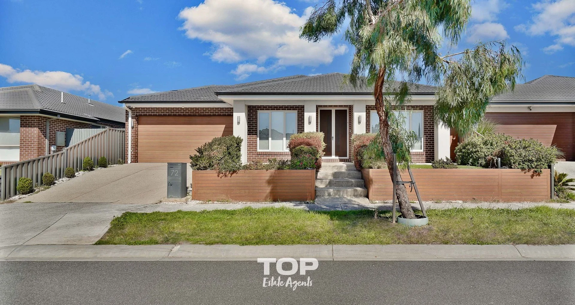 72 Lats Avenue, Carrum Downs VIC 3201