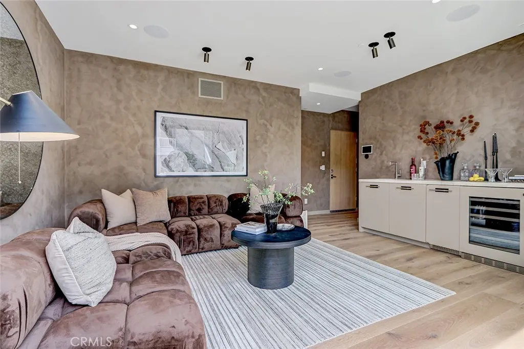 Additional image 93 of 315 25th, Manhattan Beach, CA 90266