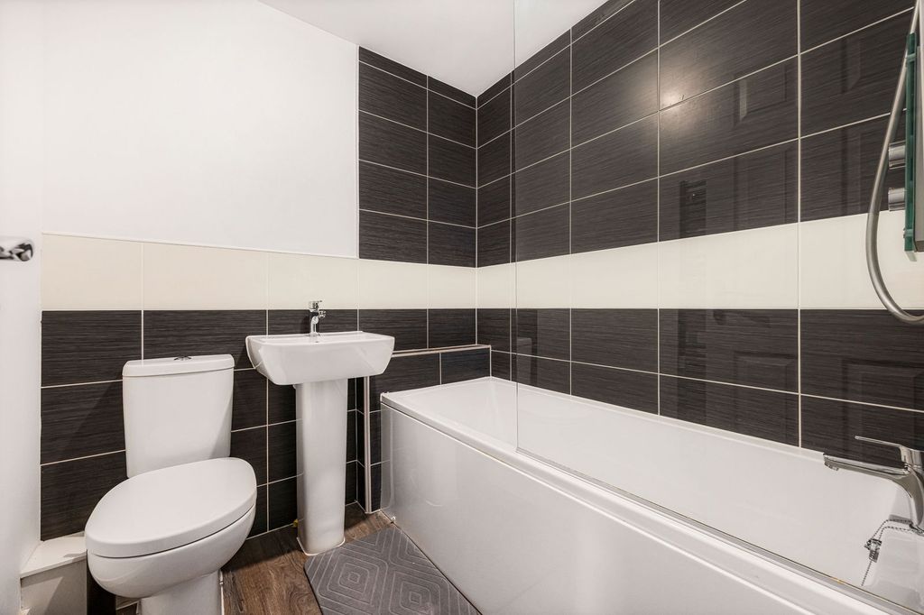Additional image 13 of 3 bed end terrace house for saleFossebridge Place, Cheltenham GL52