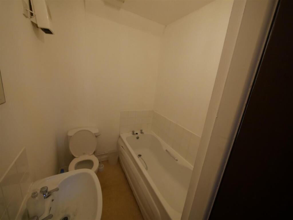 Additional image 5 of The Mount, Bournemouth, BH1
