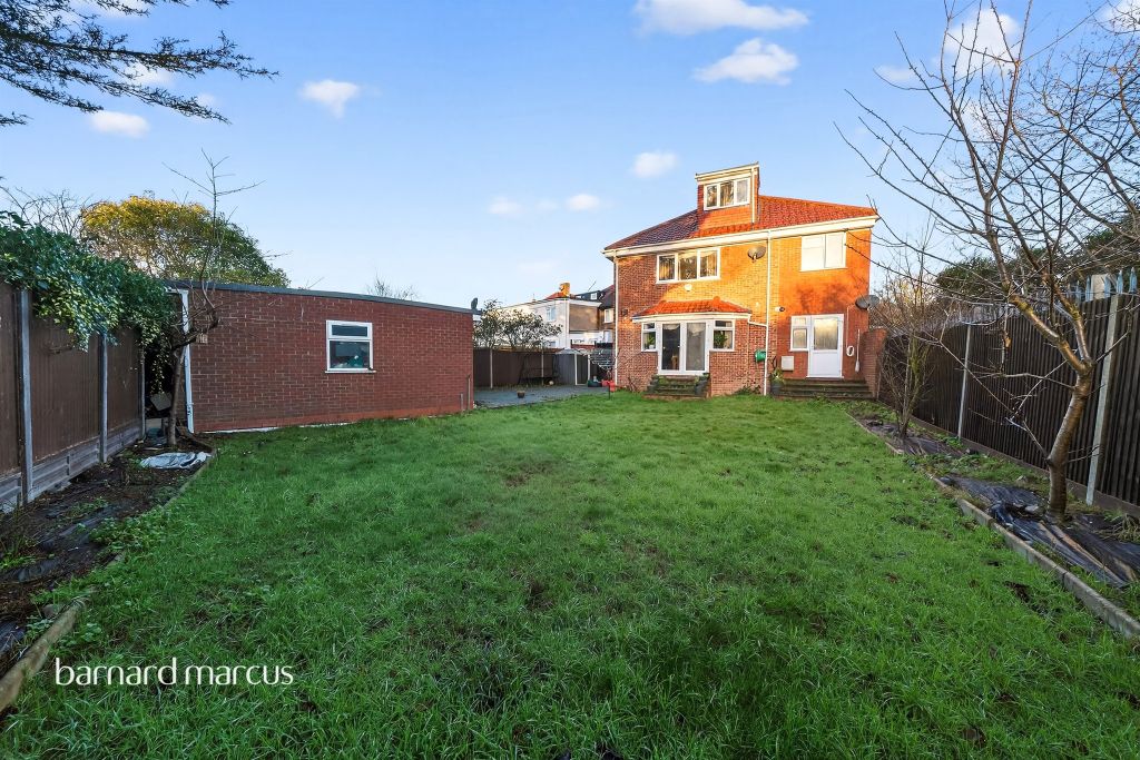 Additional image 4 of 6 bed detached house for saleHereford Road, Feltham TW13