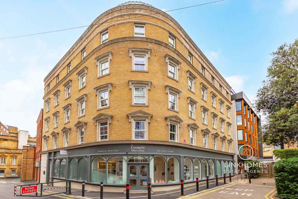 Albert Road, Bournemouth, BH1