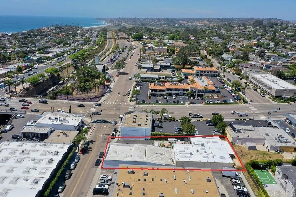 118 S Cedros Ave, Solana Beach, CA 92075