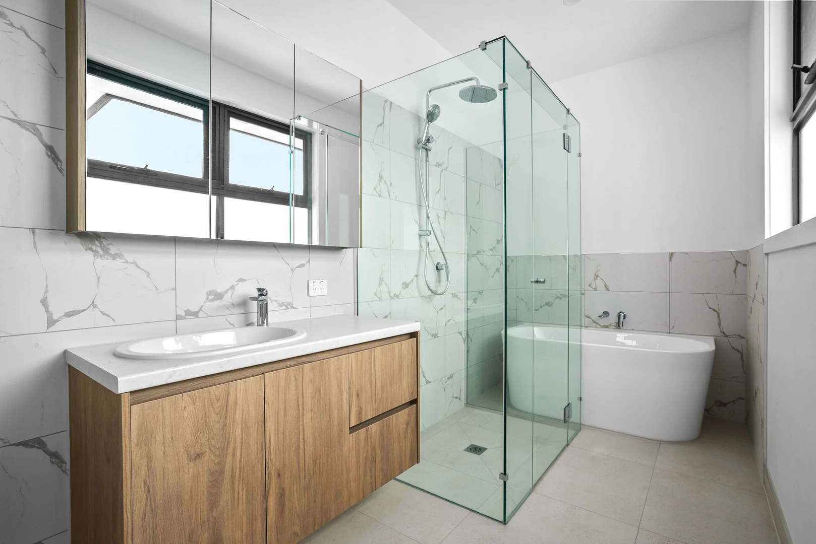 Additional image 6 of 1/48 Madeleine Road, Clayton VIC 3168